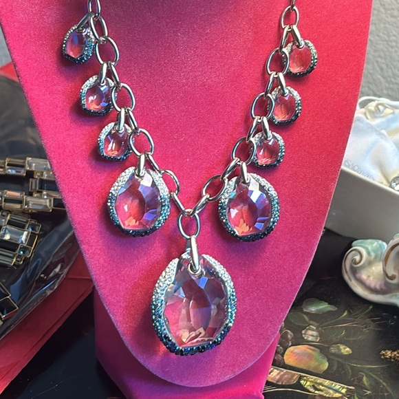 Hot Authentic Swarovski Glam Collar Necklace in ombré Blue.$1200 +$260 earrings - Picture 5 of 15